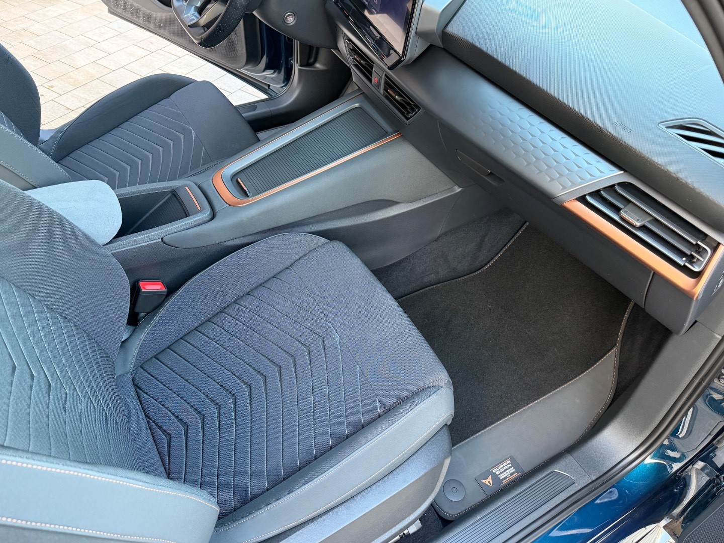 Cupra Born 58 kWh 204k — foto 30