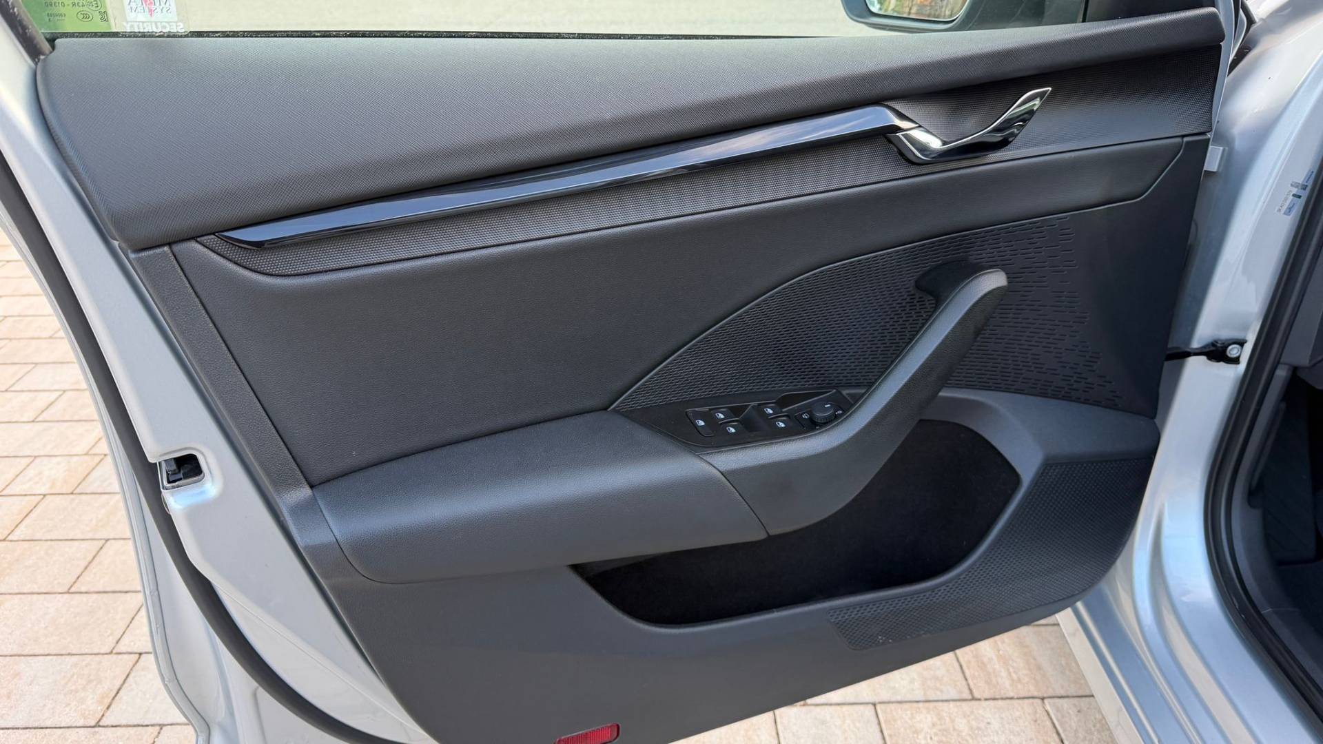 Škoda Octavia Combi 2.0 TDI SCR Style DSG — foto 22