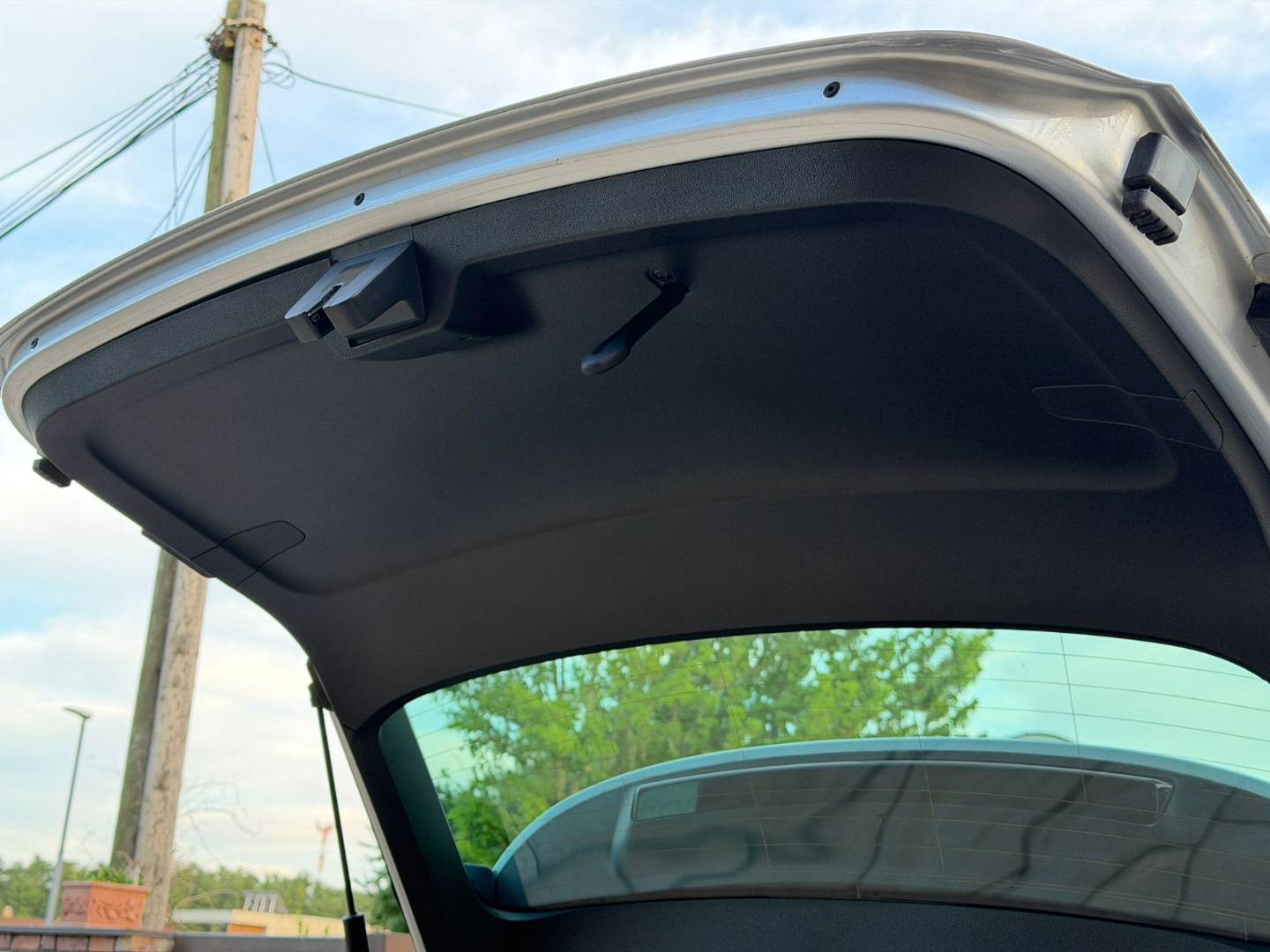 Škoda Octavia Combi 2.0 TDI SCR Style DSG — foto 24