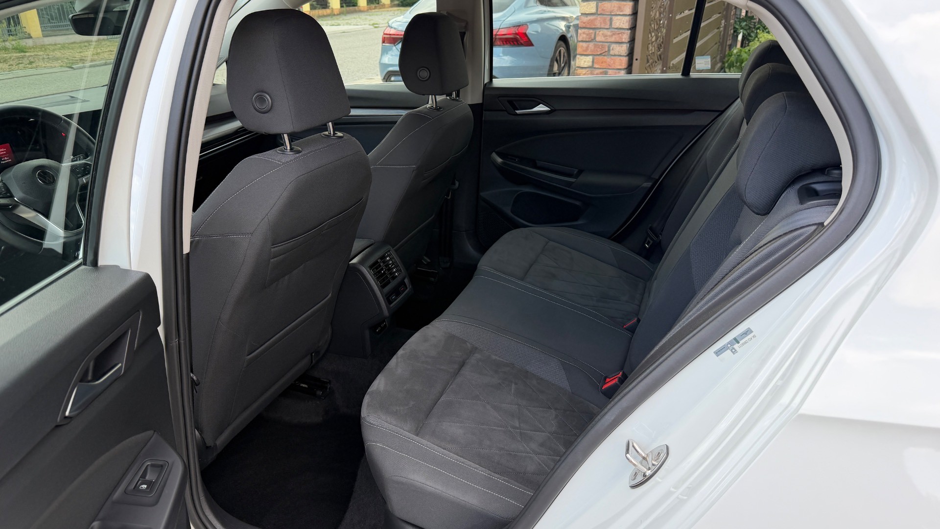 Volkswagen Golf 1.4 eHybrid Style DSG — foto 24