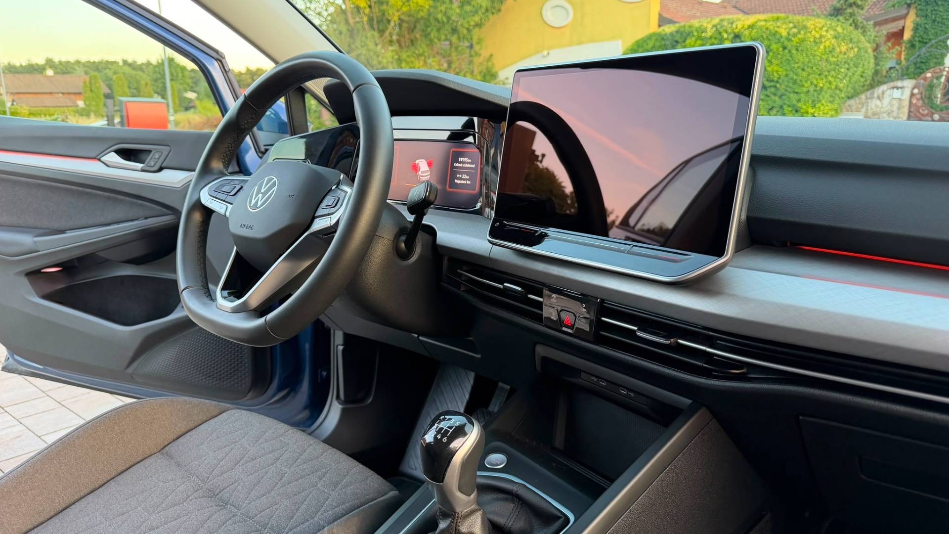 Volkswagen Golf Life 2.0 TDI — foto 18