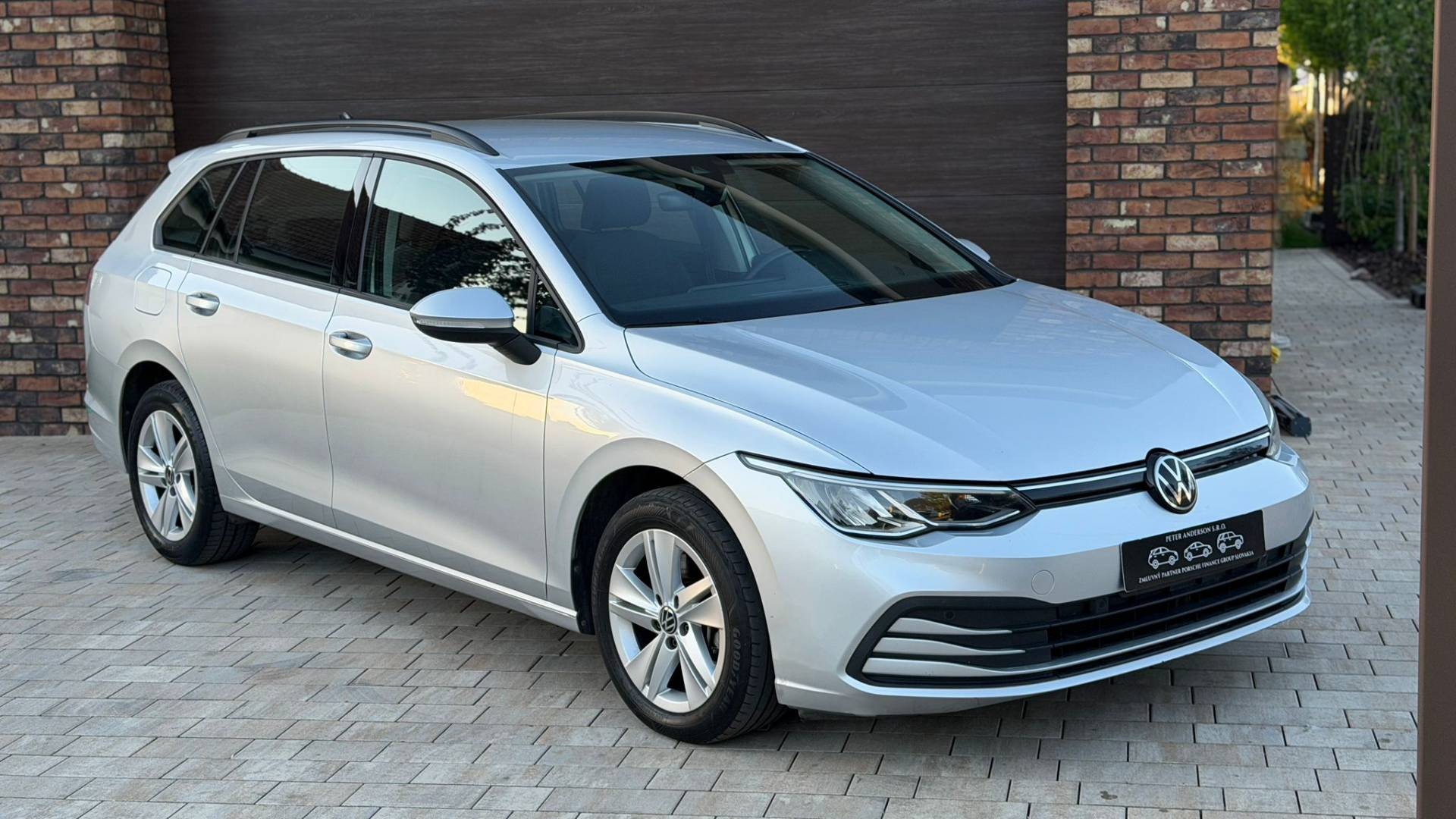 Volkswagen Golf Variant Life 2.0 TDI SCR 85kW DSG — foto 4