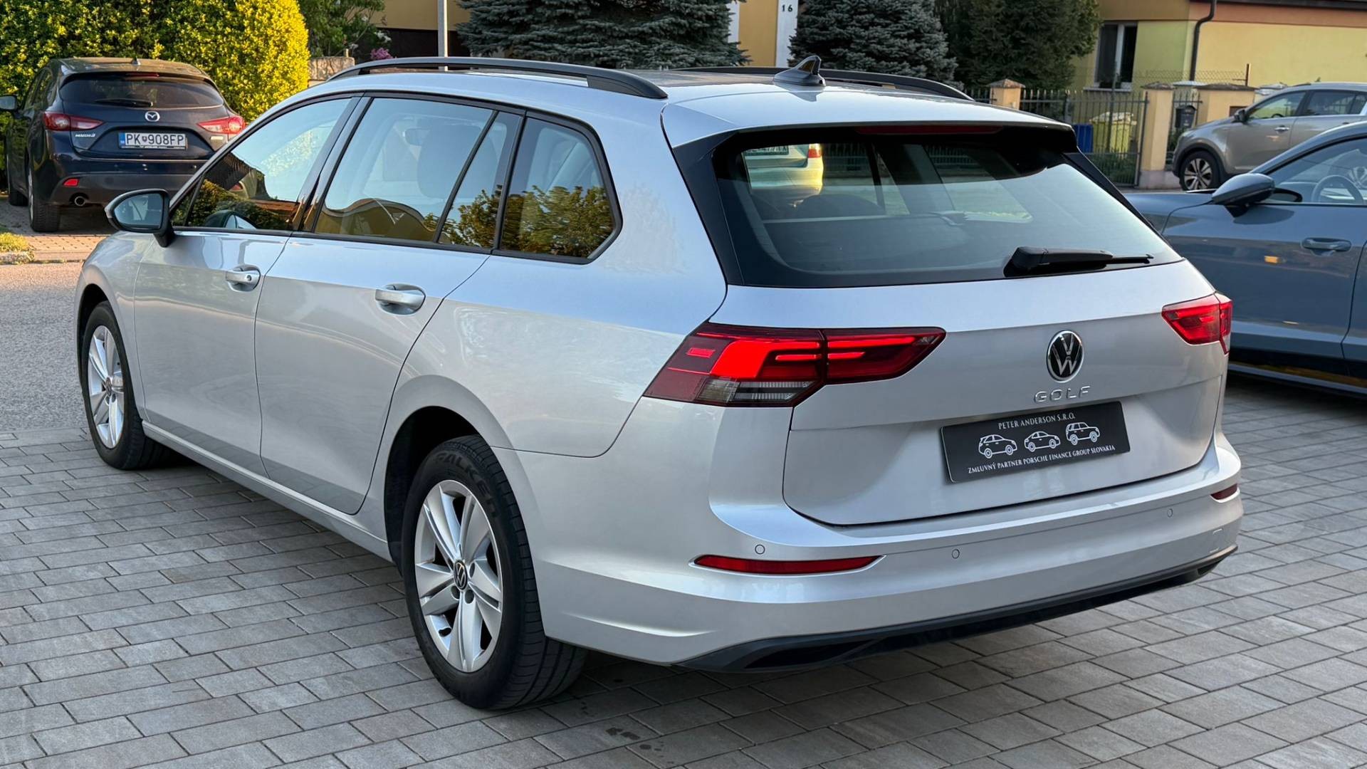 Volkswagen Golf Variant Life 2.0 TDI SCR 85kW DSG — foto 12