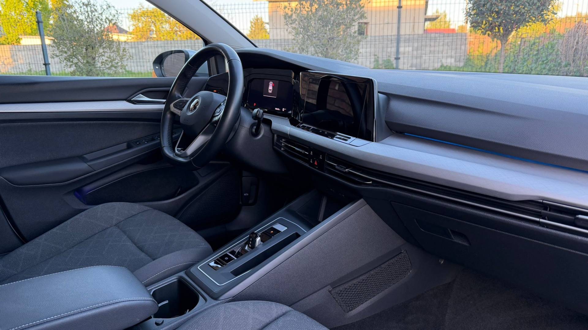 Volkswagen Golf Variant Life 2.0 TDI SCR 85kW DSG — foto 15