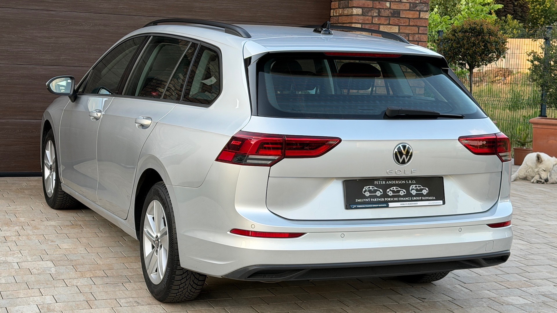 Volkswagen Golf Variant Life 2.0 TDI SCR 85kW DSG — foto 12