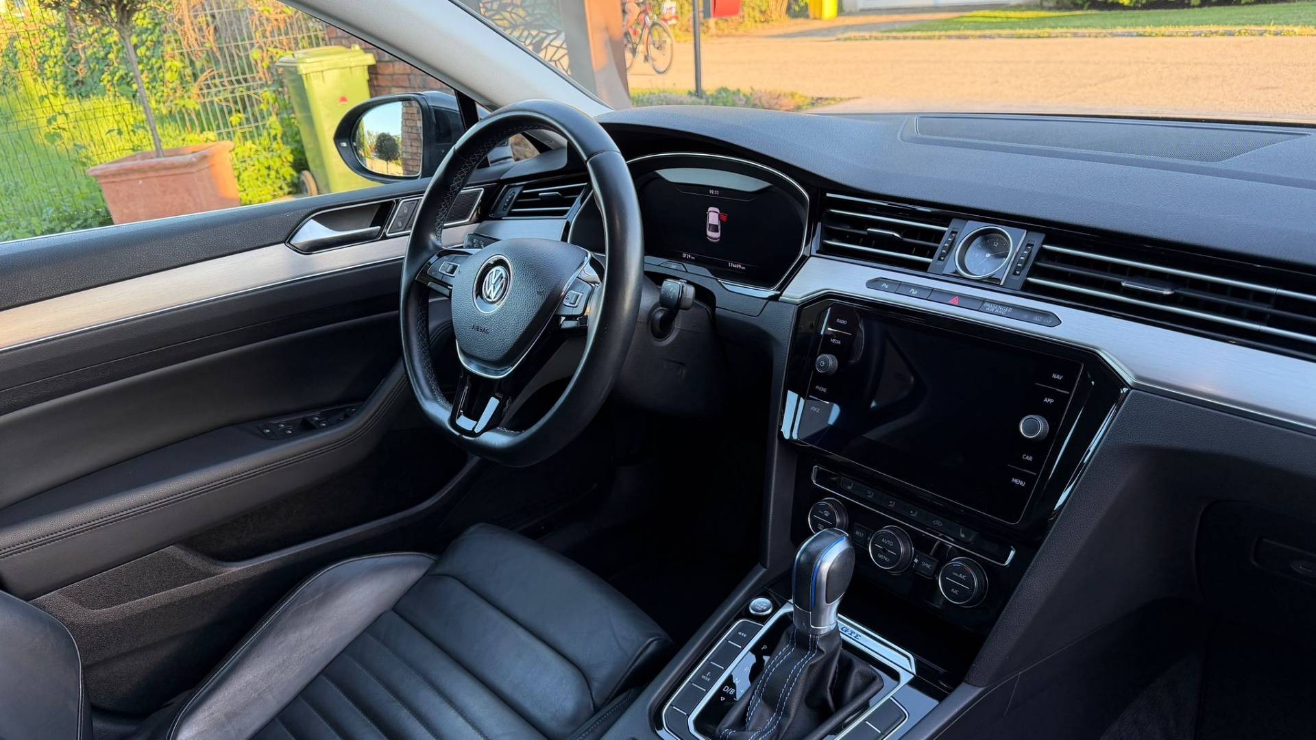 Volkswagen Passat Variant GTE 1,4 TSI Plug-in-hybrid 6DSG — foto 16