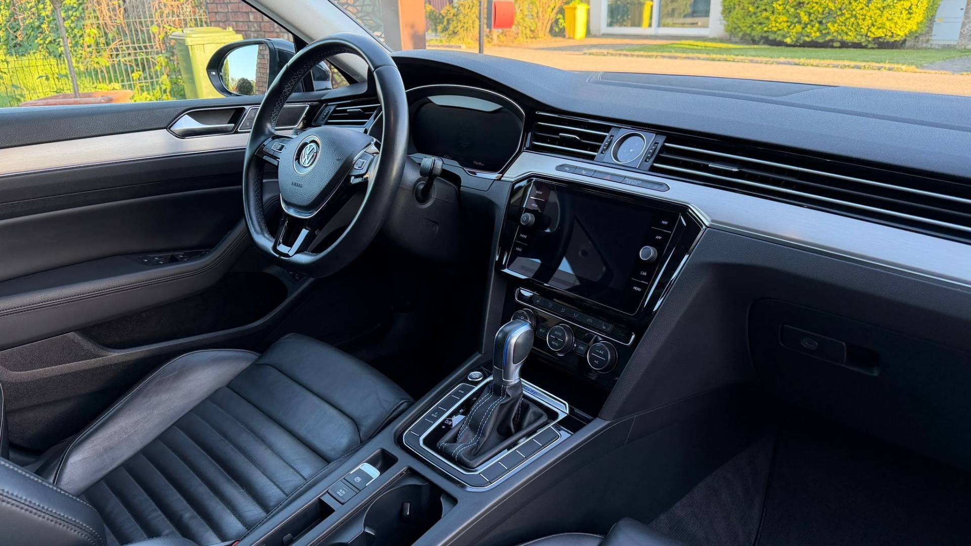 Volkswagen Passat Variant GTE 1,4 TSI Plug-in-hybrid 6DSG — foto 17
