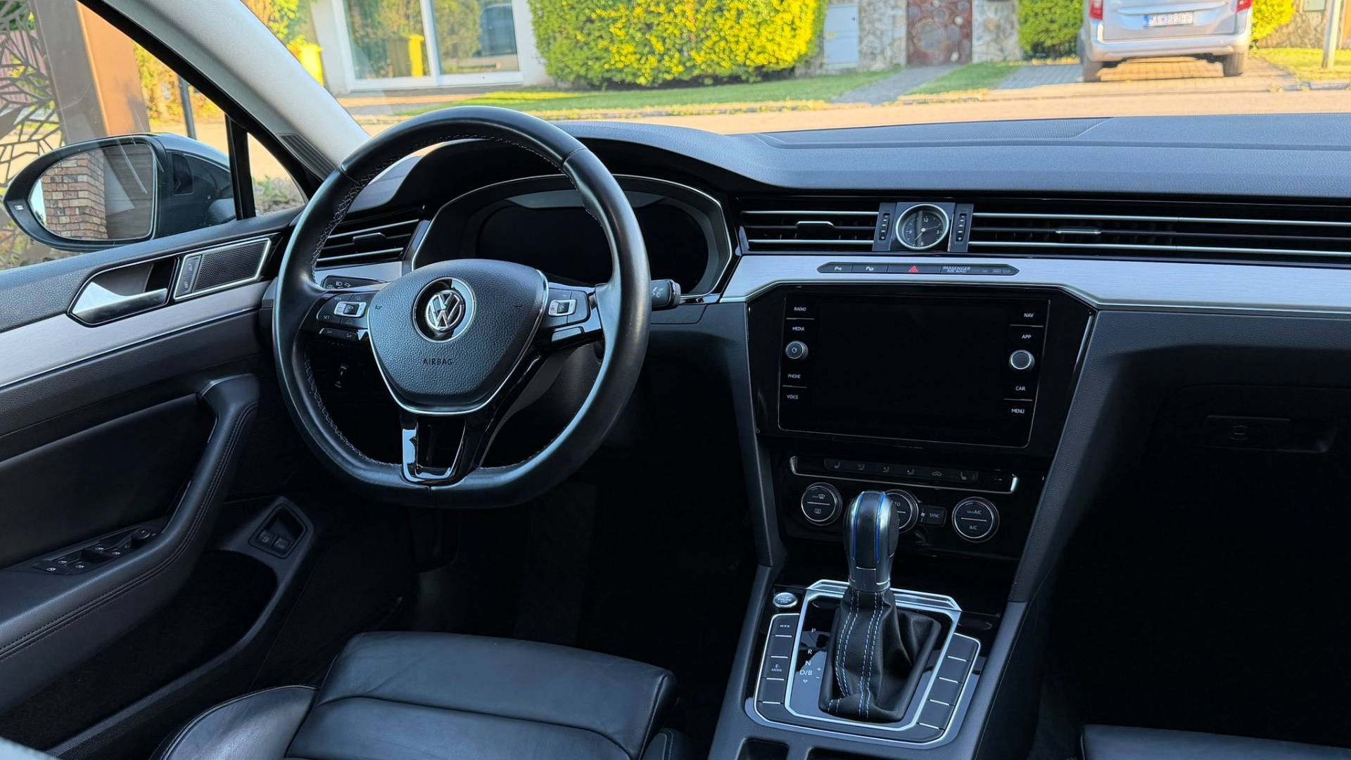 Volkswagen Passat Variant GTE 1,4 TSI Plug-in-hybrid 6DSG — foto 18