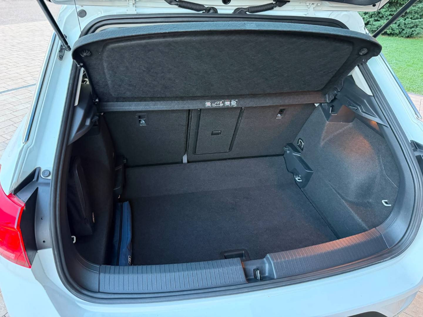 Volkswagen T-Roc 1.6 TDI Style — foto 17